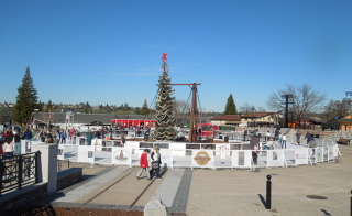 Illustration for article titled How Ice Skating Rinks Are Made